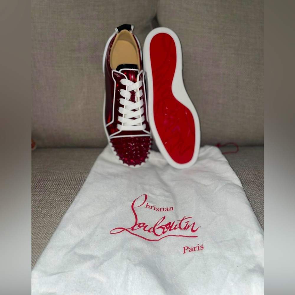 Brand New Christian louboutin ( Size 9.5men) Louis junior Spikes